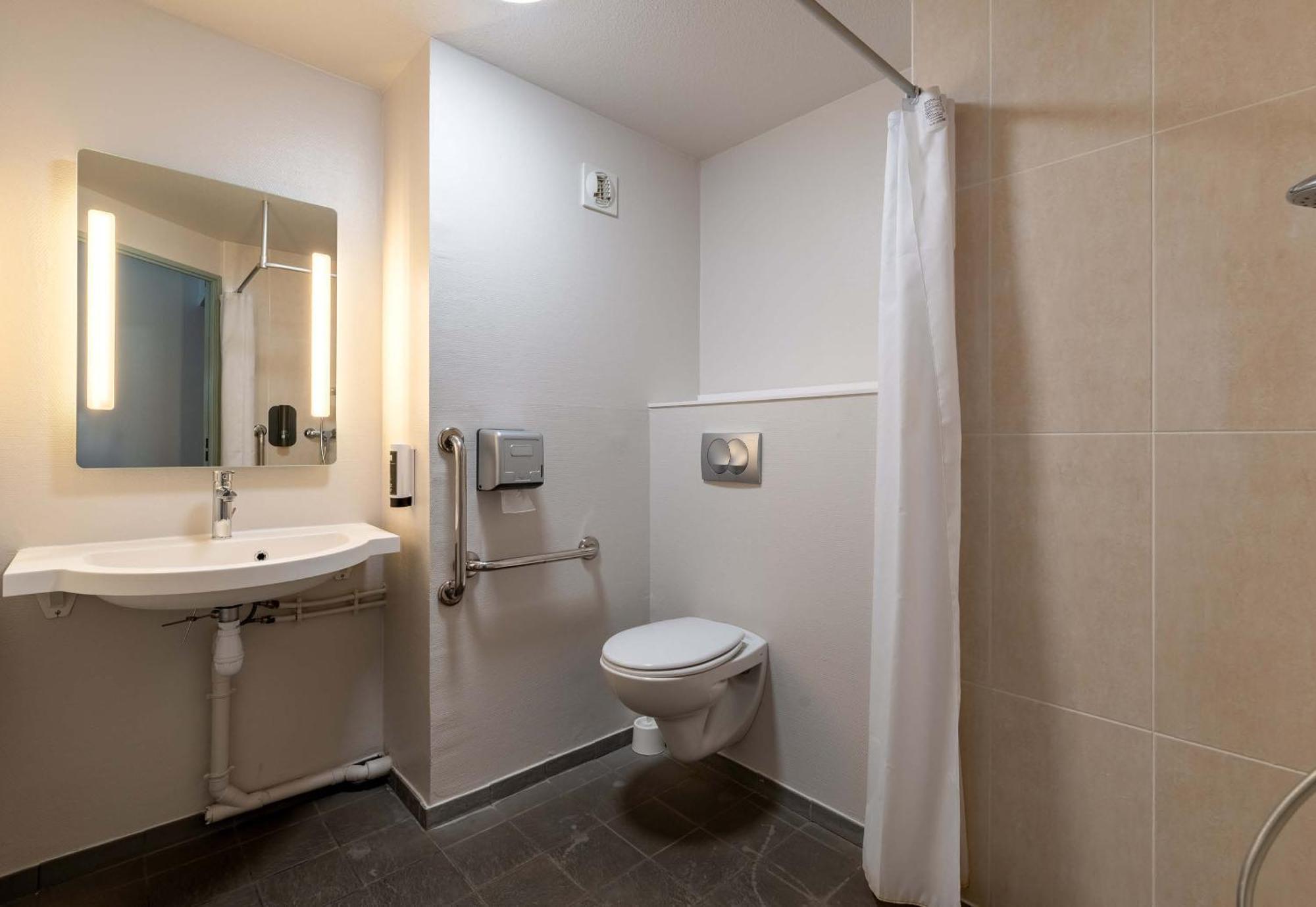 B&B Hotel Évreux Eksteriør billede
